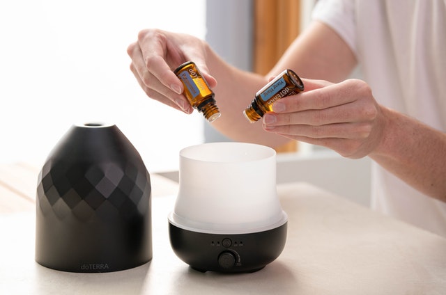 The Benefits of Essential Oils with Ultrasonic Oil Diffusers