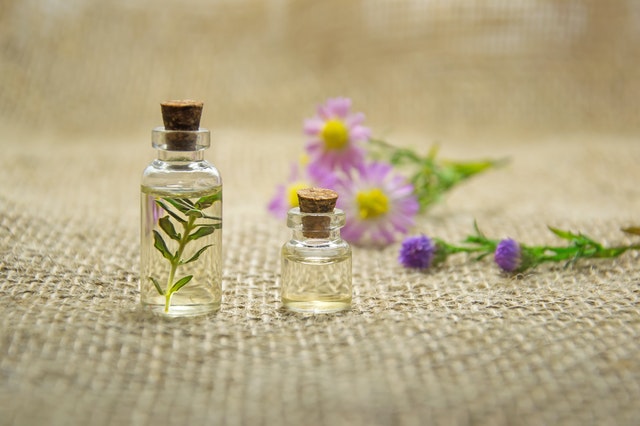 How Long Do Essential Oils Last? Find Out How To Make It Last Longer